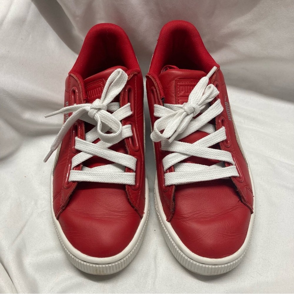 Puma Leather Basketball Court Shoes Size 7 (37.5) Red & White with Puma Laces.